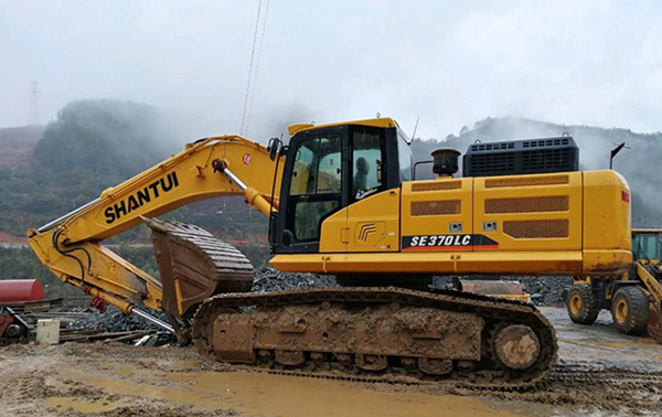 640d872e98b64af5a9c675b7d37fe48c